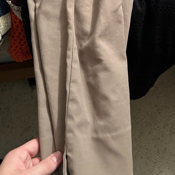 Size 2 Khaki Chico’s Pants - Picture 2 of 2